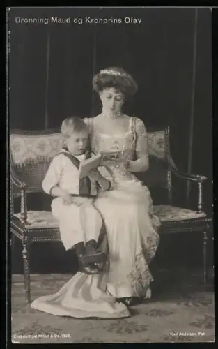 AK Dronning Maud og Kronprins Olav