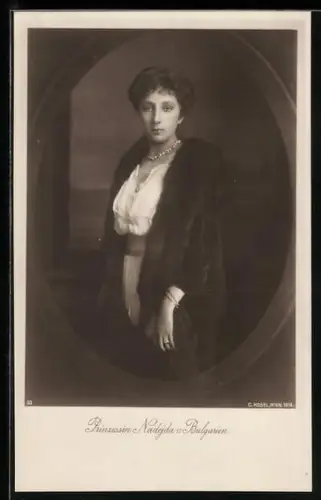 AK Prinzessin Nadejda von Bulgarien im Pelz