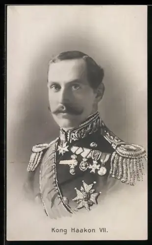 AK König Haakon VII von Norwegen mit Orden