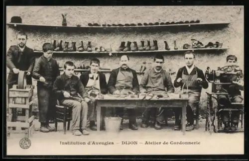AK Dijon, Institution d`Aveugles, Atelier de Cordonnerie
