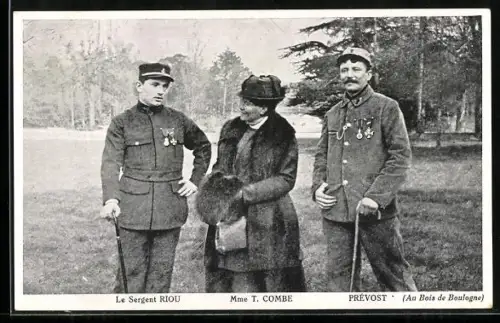 AK Sergent Riou, Mme T. Combe, Prevost, La Famille du Rameau d`Olivier Carte No. 35