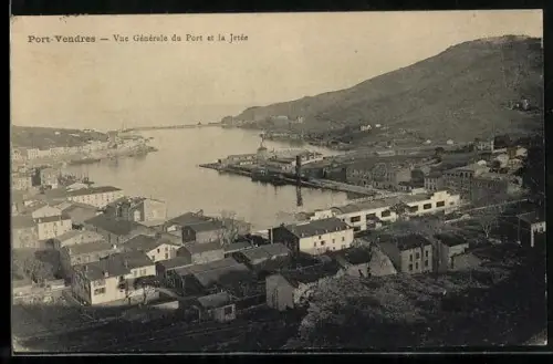 AK Port-Vendres, Vue Générale du Port et la Jetée