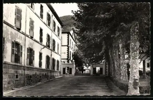 AK Amélie-les-Bains /P.-O., Entrée de l`hôpital militaire
