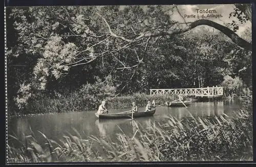 AK Tondern, Ruderpartie in den Anlagen