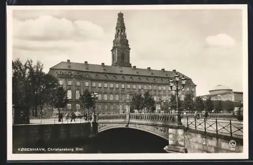 AK Kobenhavn, Christiansborg Slot