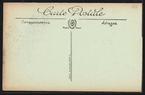 AK Calais, La Poste, Strassenbahn