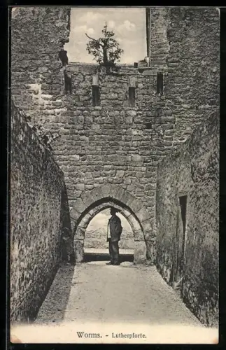 AK Worms, Lutherpforte