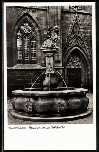 AK Kaiserslautern, Brunnen an der Stiftskirche