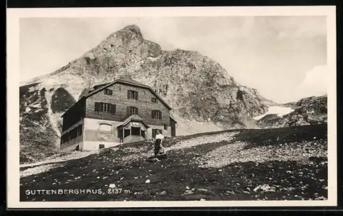 AK Guttenberghaus, Berghütte mit Panorama