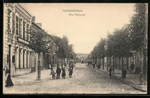 AK Hazebrouck, Rue Nationale, Strassenpartie