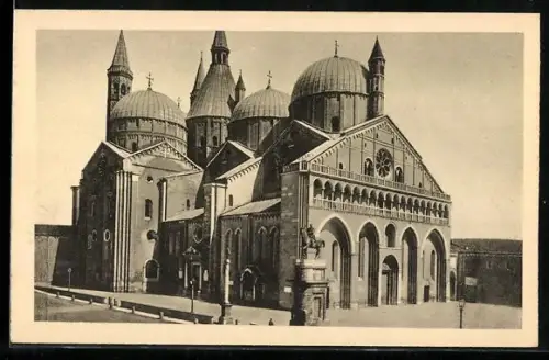 AK Padova, Basilica del Santo dei Minori Conventuali, Facciata della Basilica e fianco