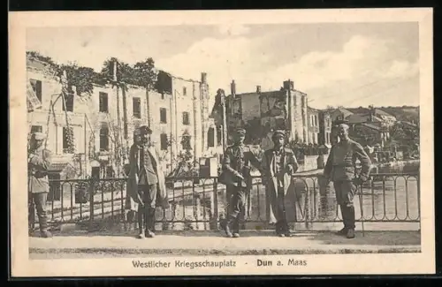 AK Dun a. Maas, Soldaten auf einer Brücke