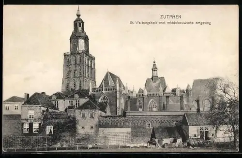 AK Zutphen, St. Walburgskerk met middeleeuwsche omgeving