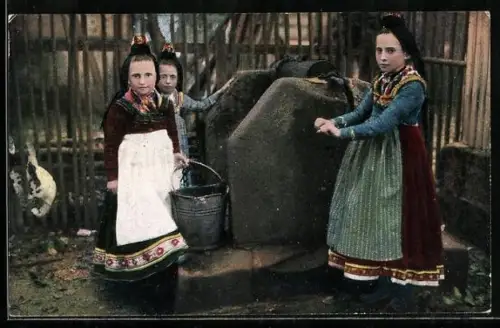 AK Hessenmädchen am Brunnen, hessische Tracht