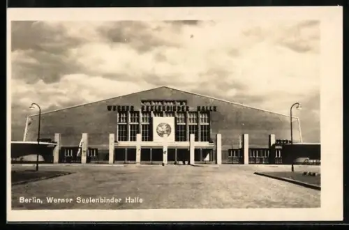 AK Berlin-Prenzlauer Berg, Werner Seelenbinder Halle
