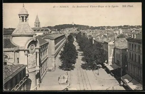 AK Nîmes, Le Boulevard Victor-Hugo et le Lycée