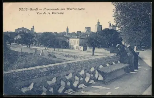 AK Uzés /Gard, Promenade des Martonniers, Vue de la Terrasse
