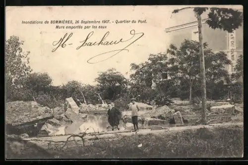 AK Sommières, Quartier du Pont, murs emportés par les eaux lors des inondations du 26 septembre 1907