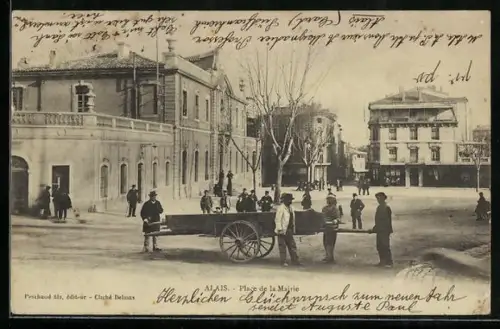 AK Alais, Place de la Mairie avec charrette et passants
