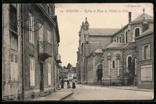 AK Digoin, Église et Place de l`Hôtel de Ville
