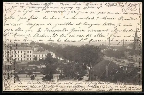 AK Rennes, Vue sur la ville avec arbres et bâtiments en arrière-plan