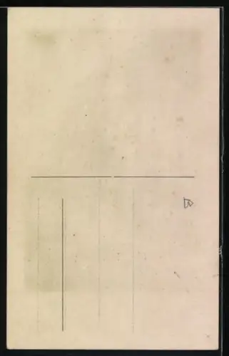 Foto-AK Soldat in Feldgrau Uniform mit Krätzchen und Pistolentasche