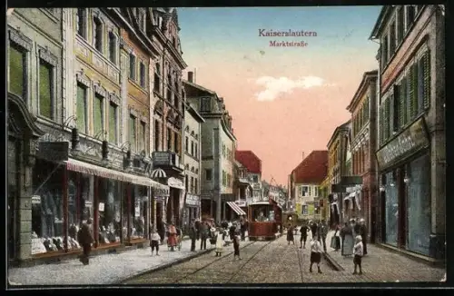 AK Kaiserslautern, Marktstrasse, Strassenbahn, Geschäftsgebäude, Passanten