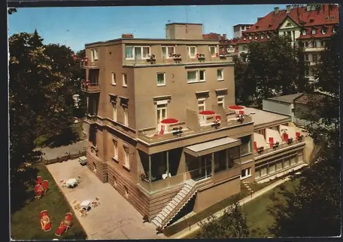 AK Bad Kissingen, Hotel Kurheim Erika, Bes. Familie Aulbach, Prinzregentenstrasse 8, Gartenansicht