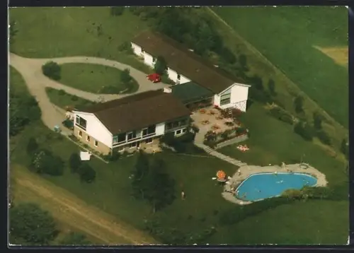 AK Esseratsweiler üb. Lindau, Internationales Kulturzentrum Achberg, Humboldt-Haus, Luftaufnahme, Schwimmbad