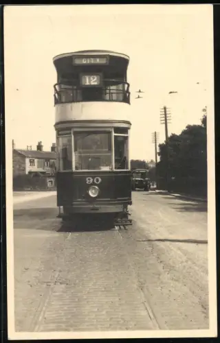 Fotografie englische Strassenbahn der Linie 12