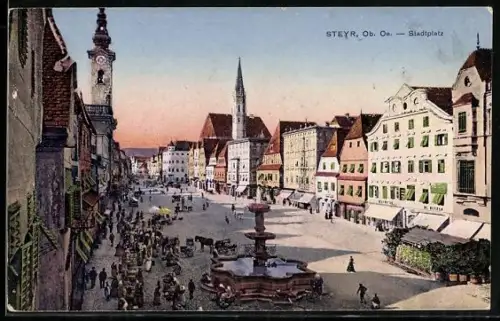 AK Steyr /Ob. Oe., Stadtplatz mit Brunnen und Kirche