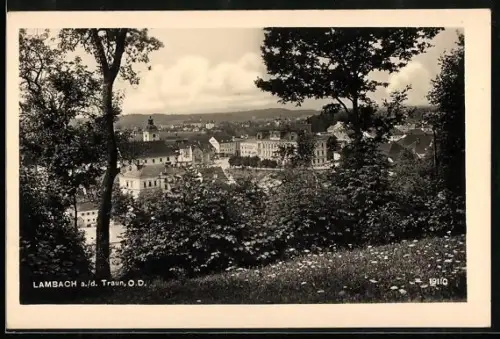 AK Lambach a. d. Traun, Panorama mit Kirche