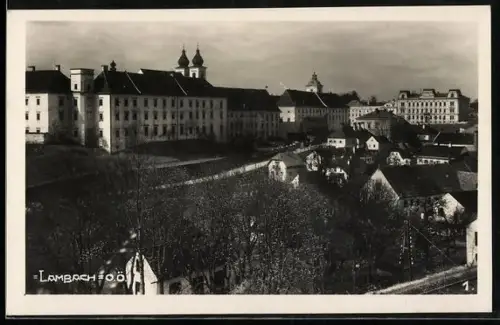 AK Lambach i. O. Ö., Ortsansicht mit Stift