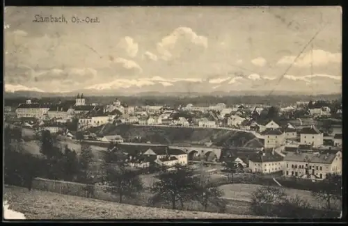 AK Lambach /Ob. Öst., Panorama mit Brücke und Kirche