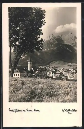AK Saalfelden a. Stein. Meer, Dorf mit Kirche und Bergpanorama