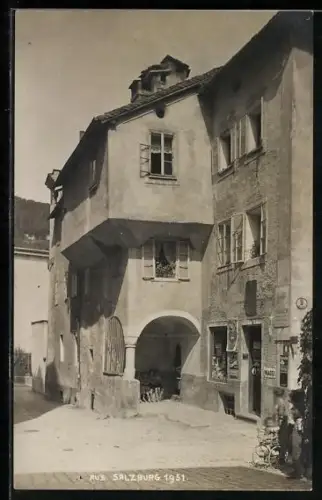 AK Salzburg, Pfeifergasse mit Geschäft