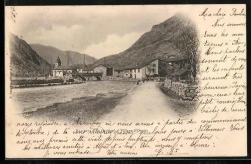 AK Orgeix, Le village