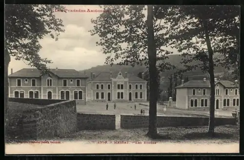 AK Massat, Les Pyrénées Ariégeoises, Les Ecoles