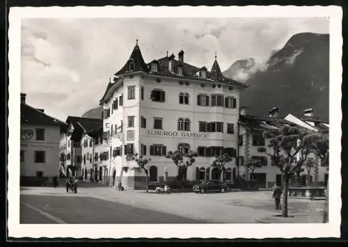 AK Kaltern /Bozen, Gasthof zum weissen Rössl, Aussenansicht