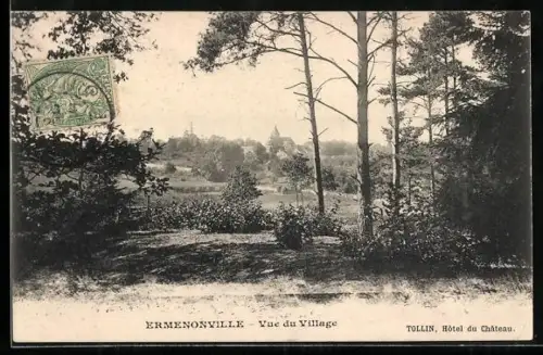 AK Ermenonville, Vue du Village