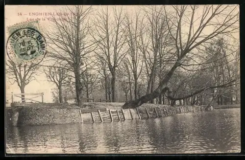 AK Enghien-les-Bains, Le lac en automne avec arbres dénudés et rive calme
