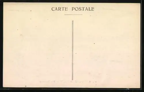 AK Saint-Leu-la-Forêt, Rue Gambetta avec maisons bordées d`arbres et passants sur le trottoir