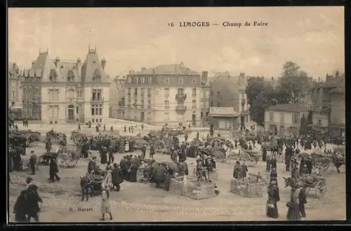 AK Limoges, Champ de Foire animé avec foule et étals de marché