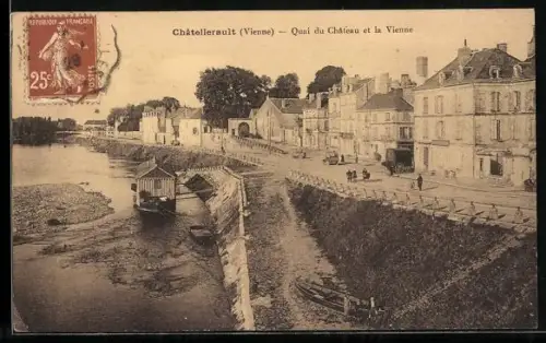 AK Châtellerault, Vienne, Quai du Château et la Vienne