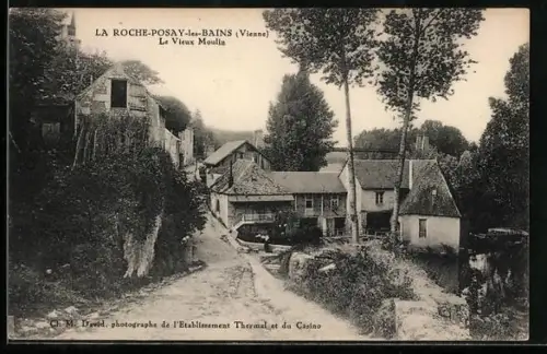 AK La Roche-Posay-les-Bains /Vienne, Le Vieux Moulin