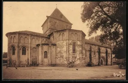 AK Saint-Maurice /Vienne, Église romane de Saint-Maurice