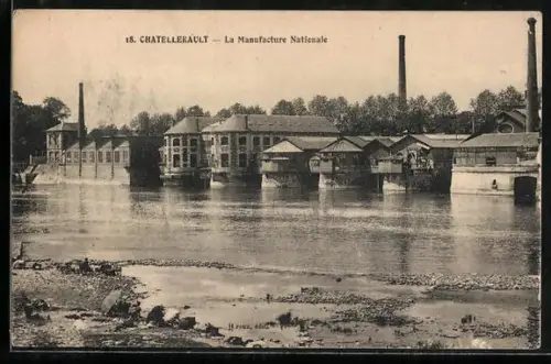 AK Châtellerault, La Manufacture Nationale sur la rivière