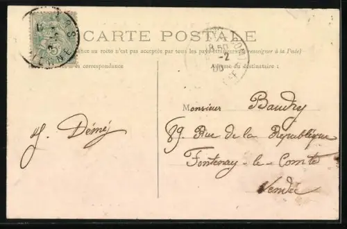 AK Poitiers, La Rue Carnot, Le Cercle Militaire