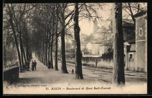 AK Auch, Boulevard et Quai Sadi-Carnot