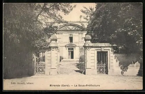 AK Mirande /Gers, La Sous-Préfecture